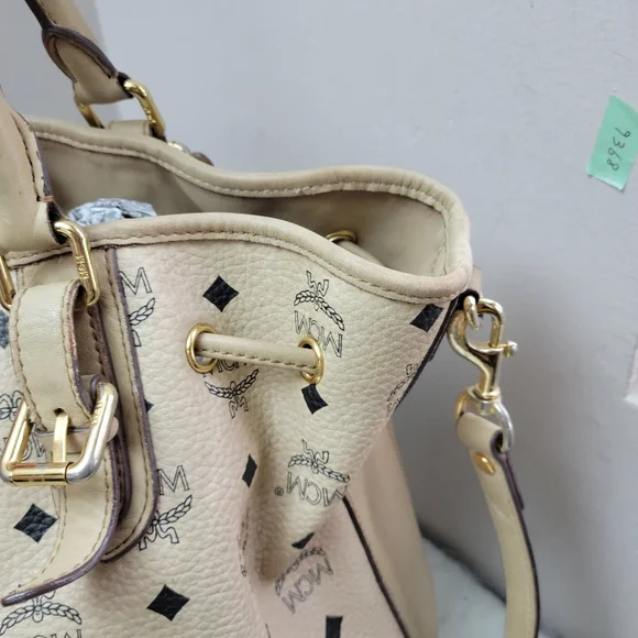 MCM Women's Beige Tote Bag - Picture 8 of 16